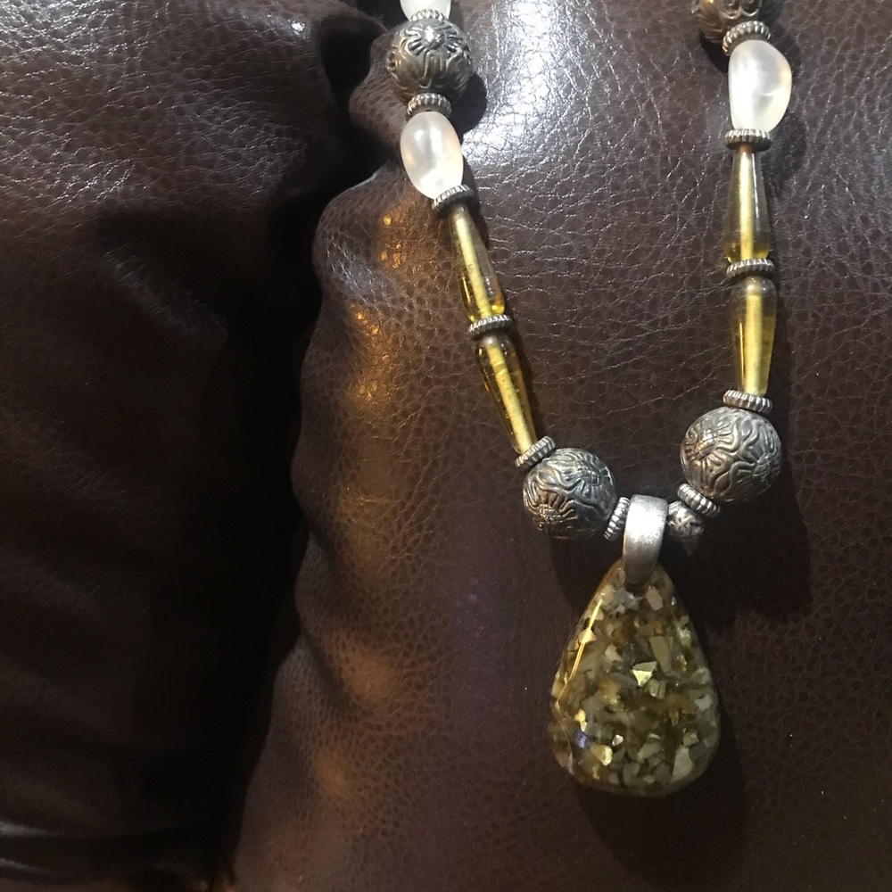 Necklace , Beautiful Large Amber & Gold  24” - Picture 5 of 8